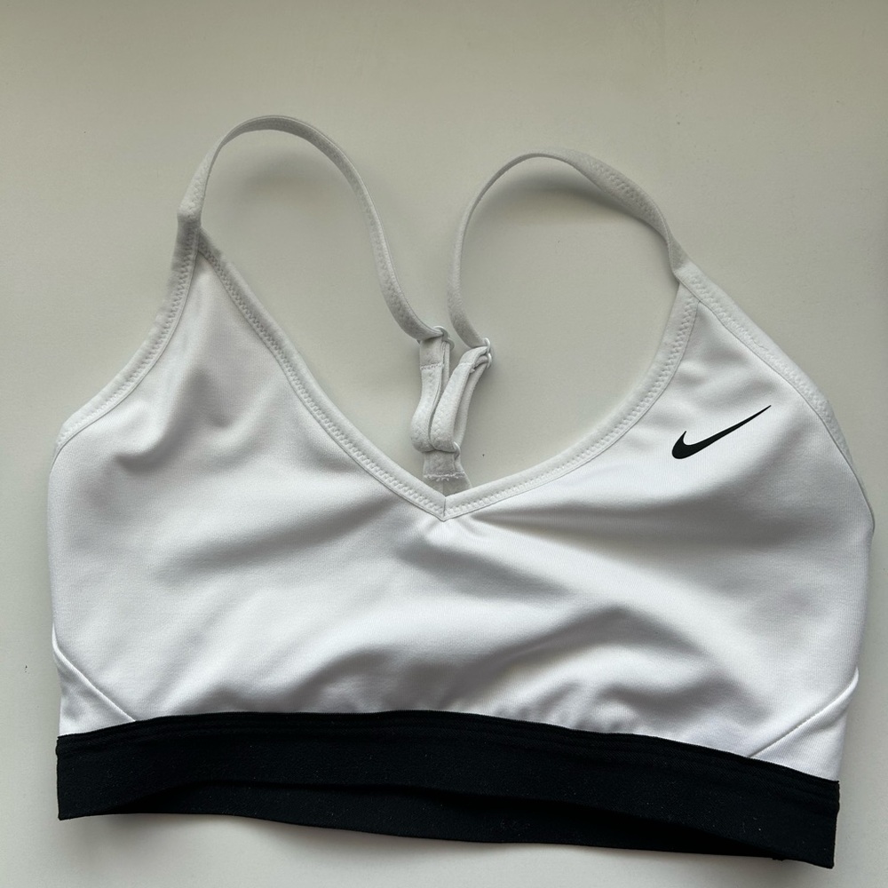 Niki Sport Bra Trio - Nike Women's Sports Bra - White, Gray, and Purple size M - Picture 5 of 11